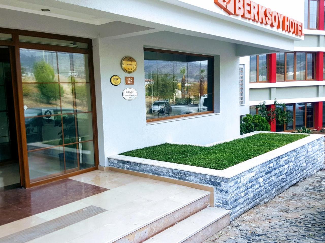 Berksoy Hotel Bergama Εξωτερικό φωτογραφία
